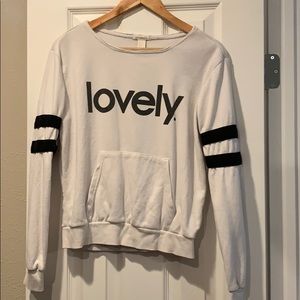 Lovely. Pullover